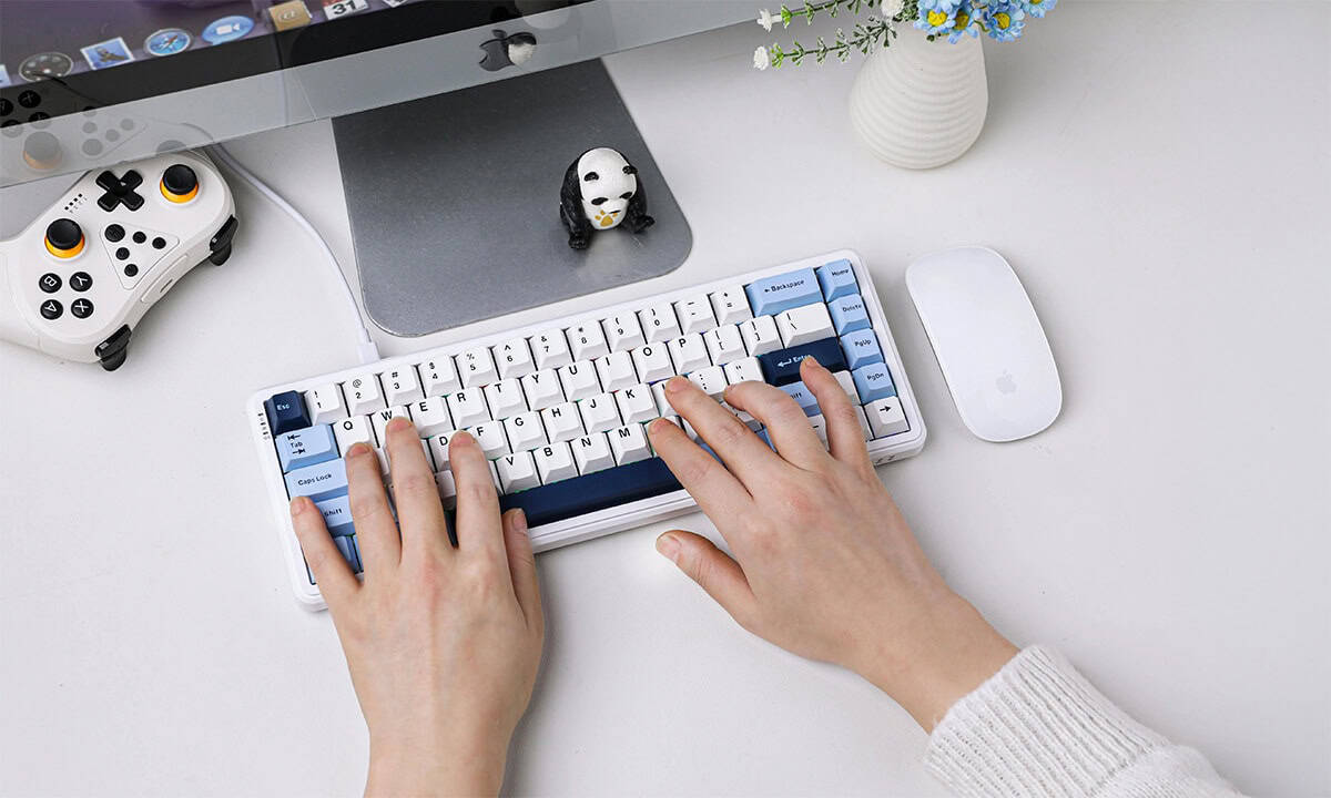 Uitzonderlijk %68 Compact Toetsenbord