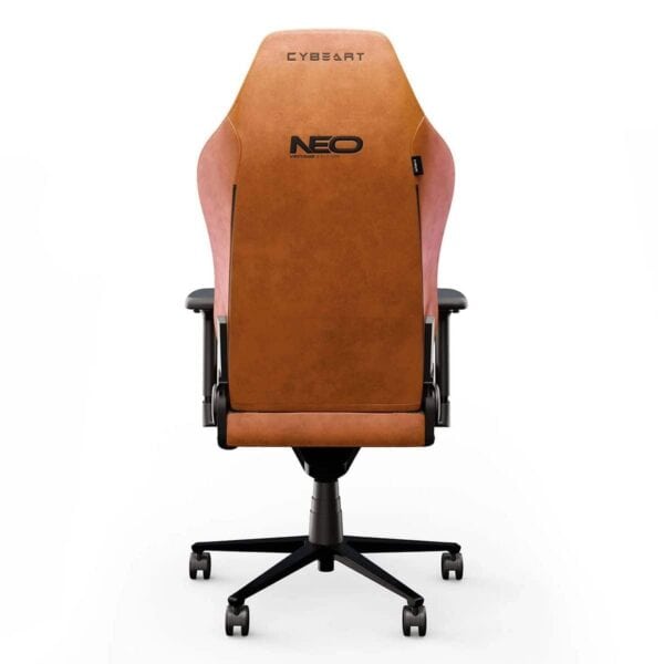 Gaming stoel Cyberart Apex NEO Vintage Edition met PU-lederen bekleding, 4D geheugenfoam kussen en ergonomisch ontwerp voor comfortabel gamen en werken.