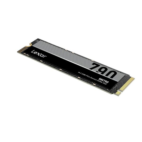 Snelle Lexar NM790 1TB NVMe PCIe Gen4 SSD voor gaming en opslag. Compact M.2 formaat, compatibel met PS5, met leessnelheid tot 7400MB/s en schrijfsnelheid tot 6500MB/s.