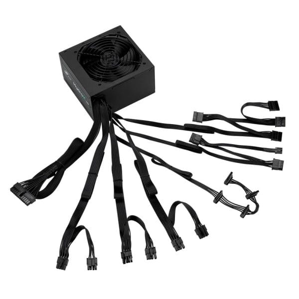 Een 80 Plus Gold gecertificeerde voeding met meerdere aansluitingen voor krachtige gaming hardware en optimale energie-efficiëntie.