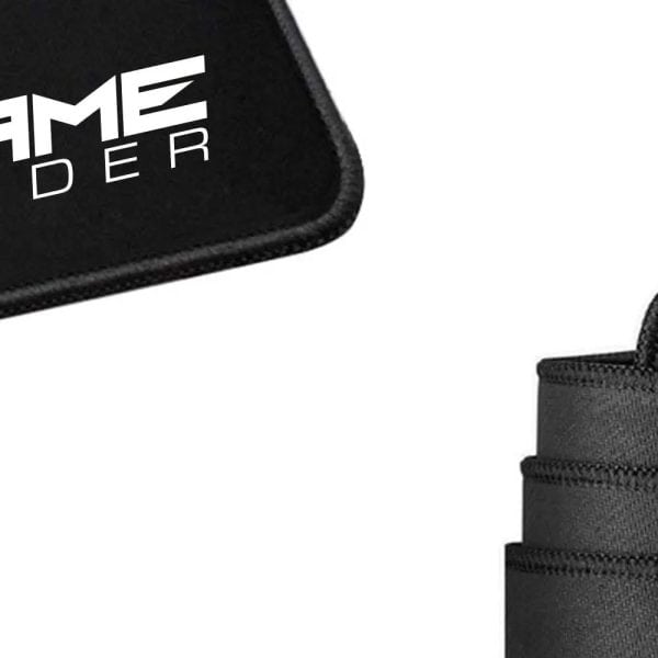 Heldere en gedetailleerde ALT tekst voor gaming accessoires zoals muismatten en tassen, perfect voor gamers die op zoek zijn naar kwaliteitsvolle producten en gaming optimalisatie.