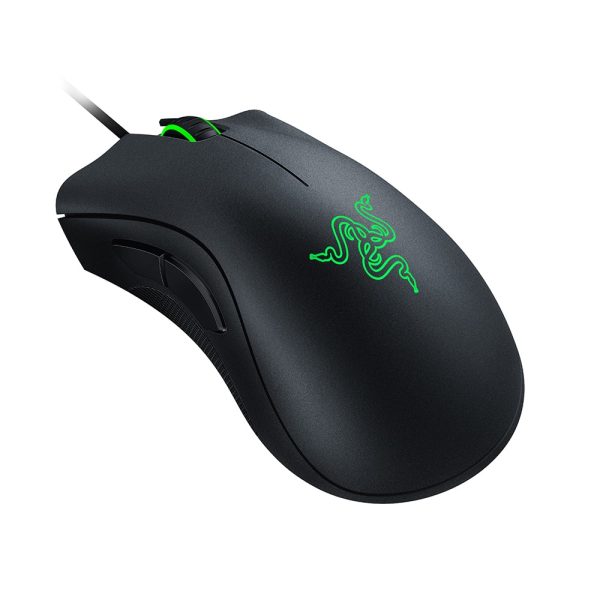 Razer DeathAdder Essential gaming muis in zwart met verlichte Razer-logo, ontworpen voor precisie en comfort tijdens gaming sessies.