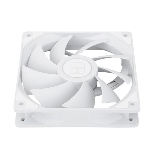 Witte computer ventilator voor optimale koelcapaciteit, stil en energie-efficiënt, handig voor gaming en high-performance pc builds.
