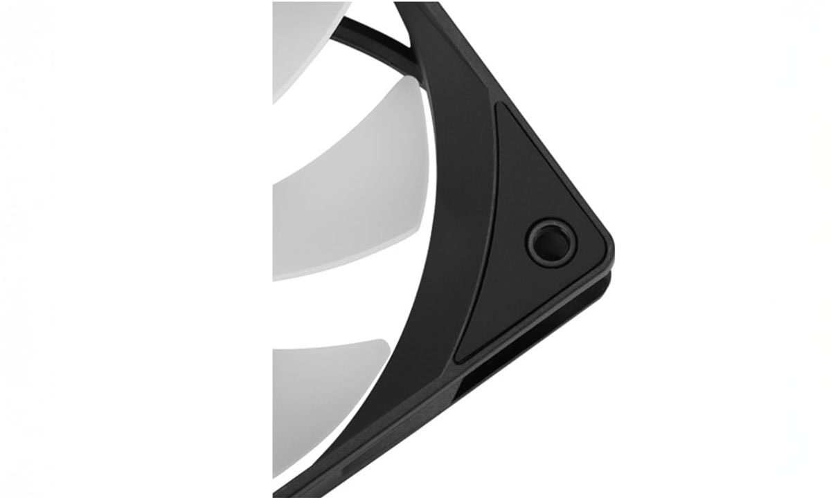 Zwart ARGB ventilator van Thermalright met 120mm diameter, ideaal voor PC-koeling en gaming systemen, biedt efficiënte warmteafvoer en kleurrijke verlichting.