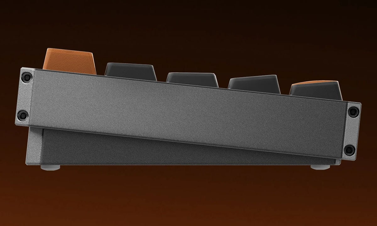 Compact draadloos gaming toetsenbord met Misty Black Brown switches, ARGB-verlichting, magnetische switches, hall effect, 8K Hz polling rate en hot-swap functies.
