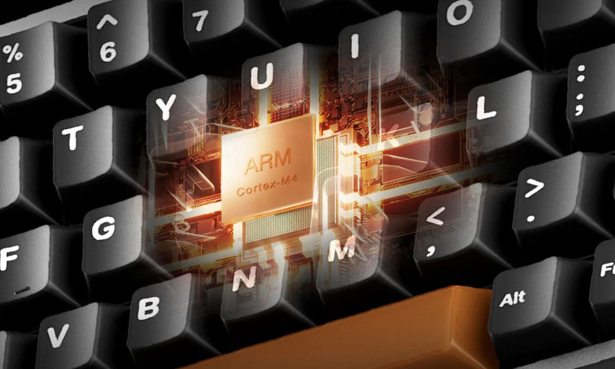Compact draadloos gaming toetsenbord met ARM Cortex-M4 chip, Hall Effect switches, ARGB-verlichting en magnetische switches voor optimale prestaties.