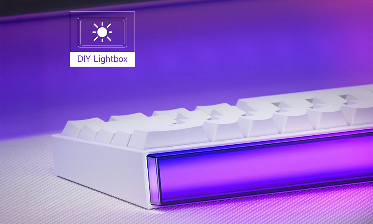 Een witte LED-verlichte gaming lightbox met kleurrijke RGB-achtergrond, ideaal voor gaming- en streamer-setup, met aanpasbare verlichting en modern design.
