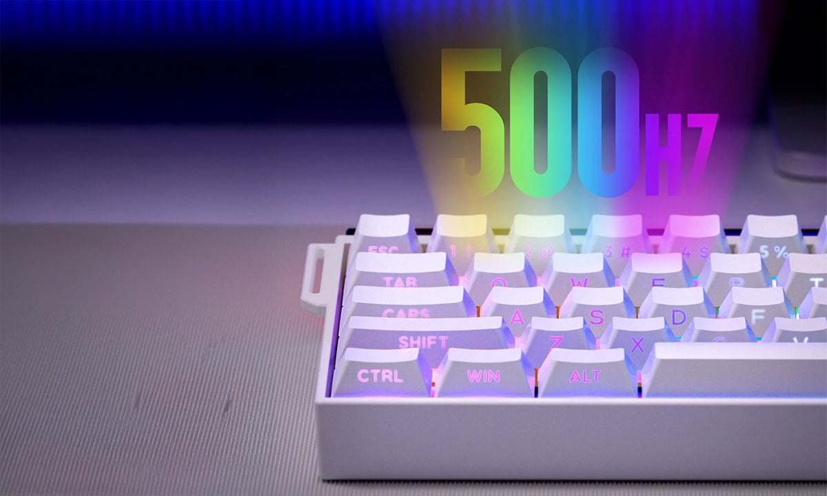 Compact RGB gaming toetsenbord met magnetische switches, Hall Effect technologie en 8K Hz polling rate, ontworpen voor gamers die optimale prestaties zoeken.