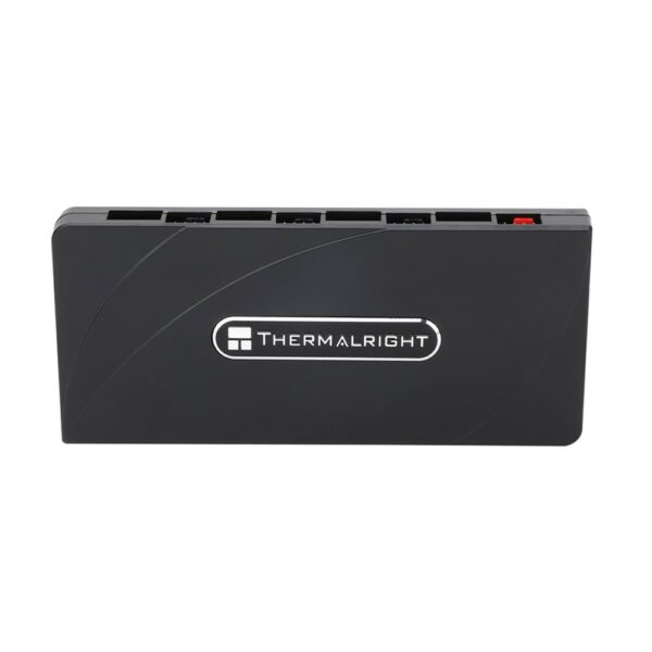 Thermalright 8-poorts fan en ARGB-hub voor het aansluiten van meerdere ventilatoren en ARGB-verlichting in gaming- en pc-builds.