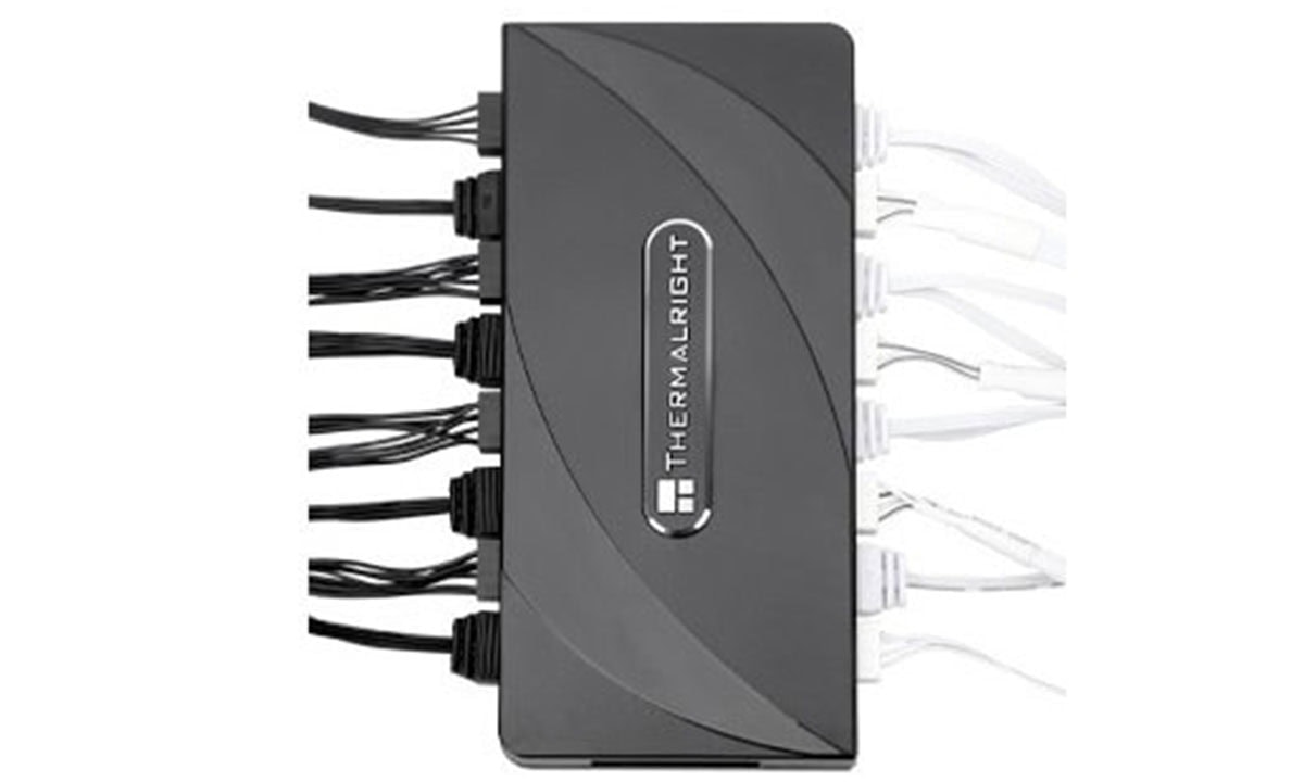 Thermalright 8-poorts fan en ARGB hub voor PC-behuizing en koeling, met meerdere aansluitingen en ARGB-verlichting voor aangepaste verlichtingseffecten.