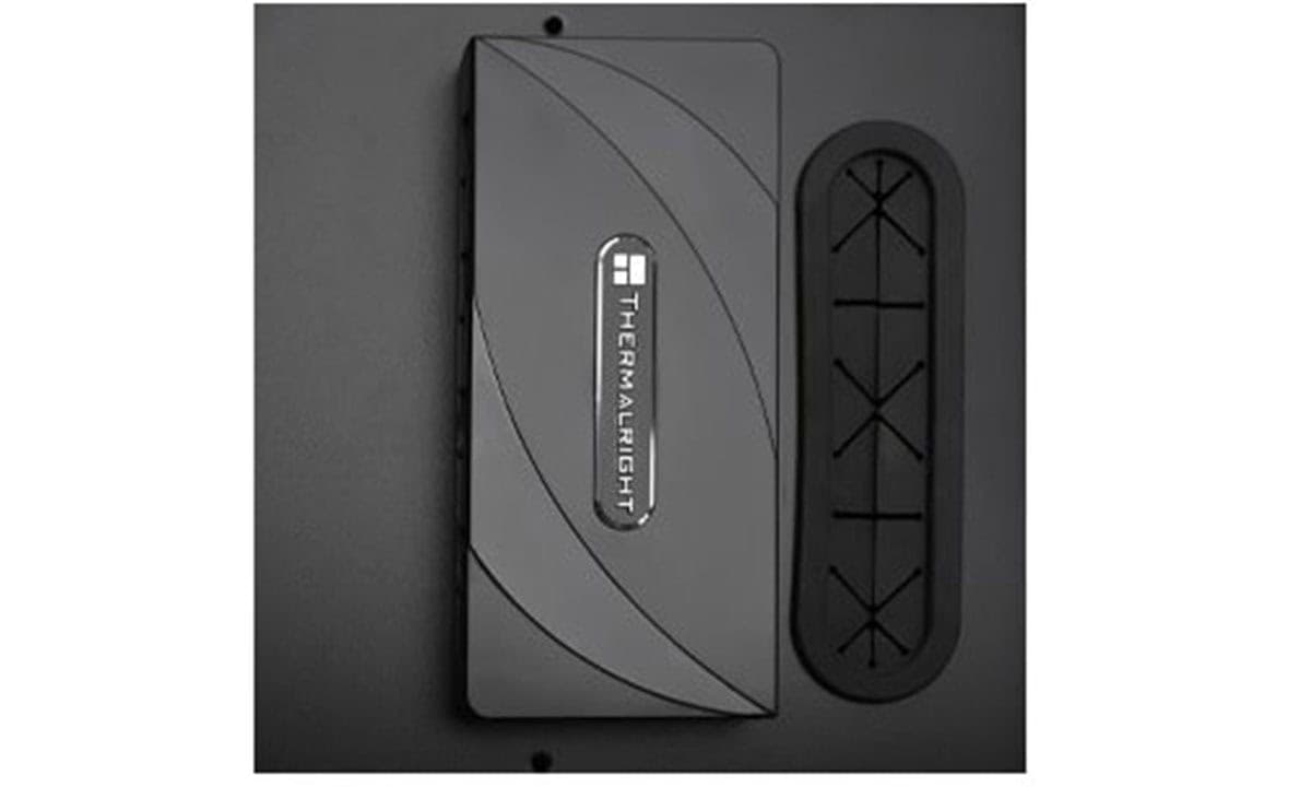 Thermaleight 8-poorts fan en ARGB hub voor optimale koeling en verlichting in gaming PC's. Geschikt voor modders en gamers die hun systeem willen personaliseren.