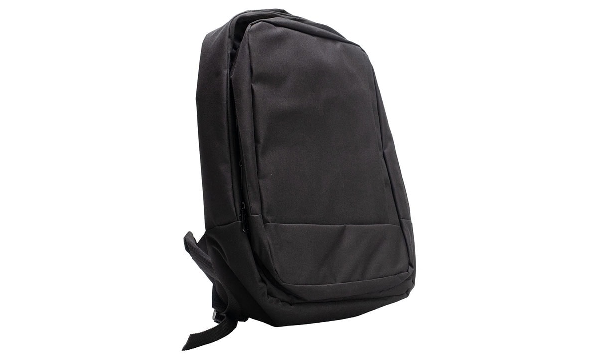 Zwarte Gameron 16 inch laptop rugzak, ideaal voor gamers en studenten, met ruime opbergvakken en comfortabel draagcomfort voor dagelijks gebruik.