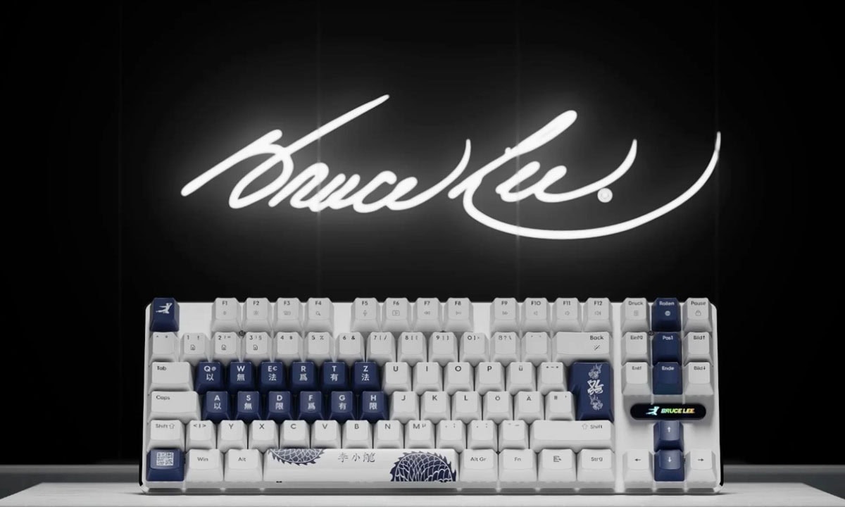 Mechanisch gaming toetsenbord Pulsar PCMK 3 HE Bruce Lee 85e editie met Gateron x Pulsar schakelaars, RGB-verlichting, Hall Effect, Hotswap, DE ISO layout, geschikt voor gaming en typing.
