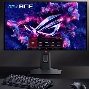 Robuuste gaming pc, ASUS ROG monitor, gaming headset en toetsenbord voor optimale game-ervaring.