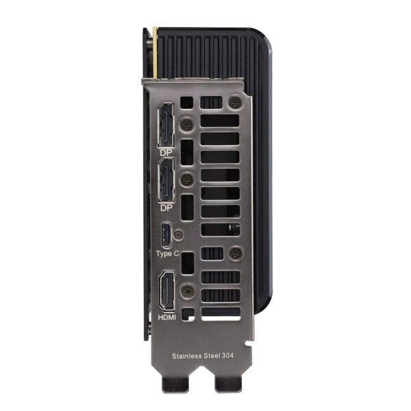 Close-up van de achterkant van een grafische kaart met HDMI, DisplayPort en USB Type-C aansluitingen, gemaakt van roestvrij staal.