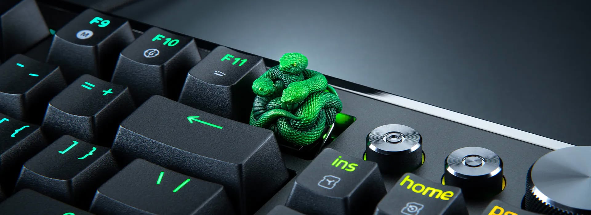 Razer Introduceert Artisan Keycap Triple Headed Snake Edition Voor Gamers