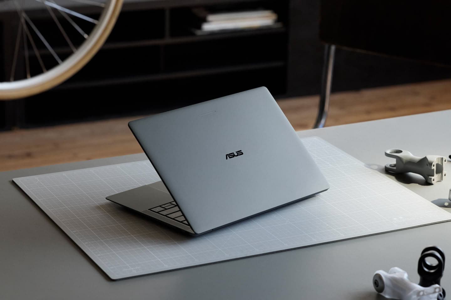 Asus Introduceert De Googlebook 14: Ultraportabele Laptop Voor Gemini Intelligence